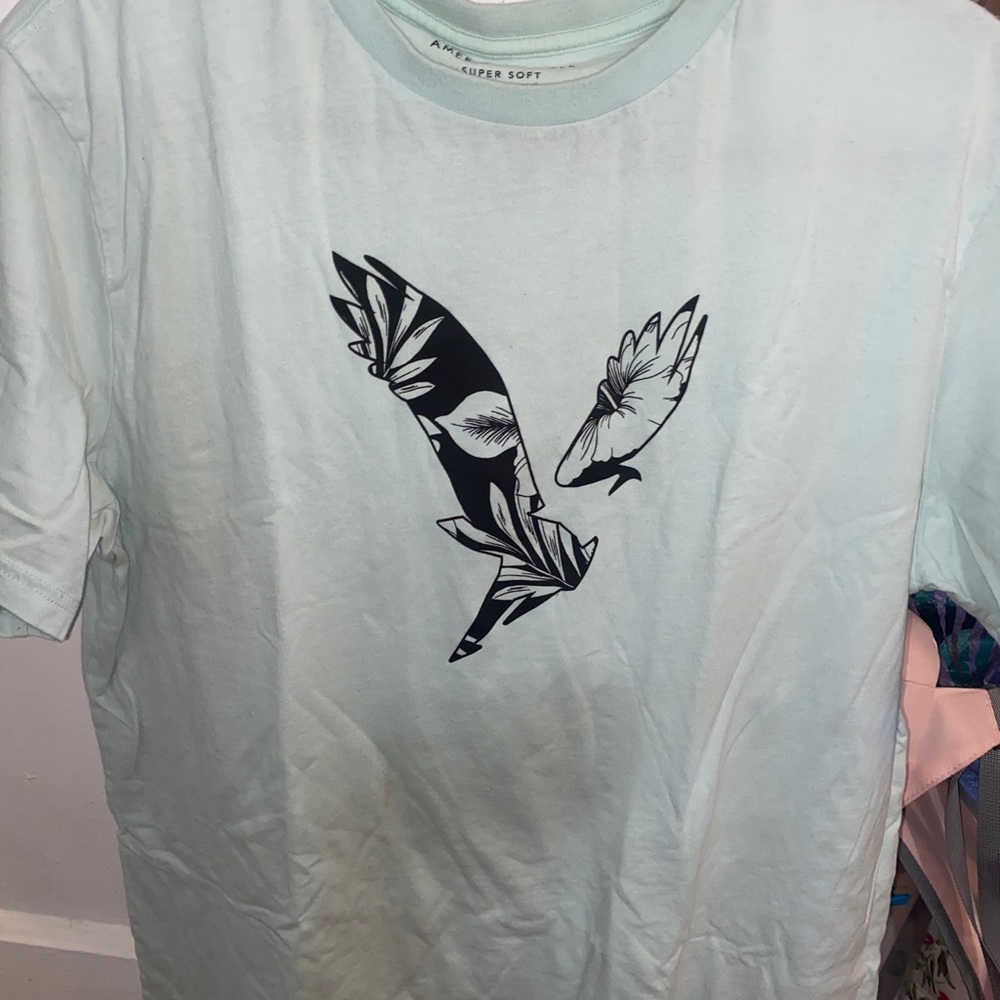 MENS American Eagle t-shirt